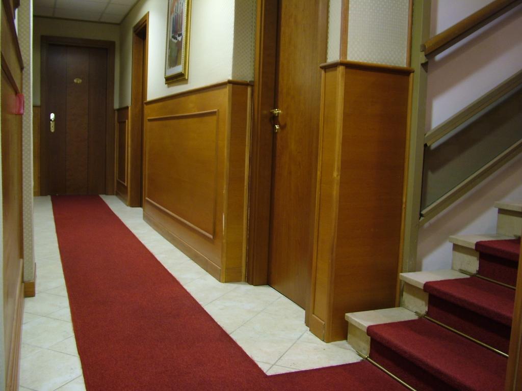 Hotel Shasa Roma Exterior foto